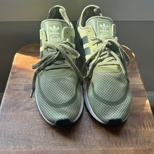Men’s Adidas Shoes Size 12